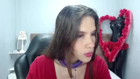 Snapshot of hunter_ignis chatting on February 23, 2:35 pm I G N I S online show from February 23, 2:35 pm