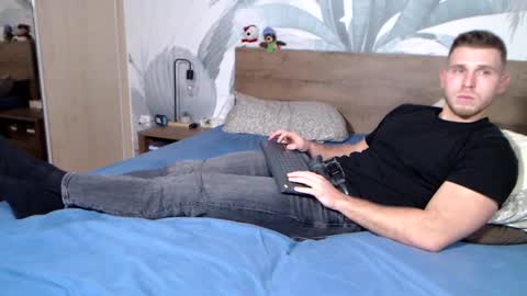 Hunter Bridges online show from January 23, 5:31 pm