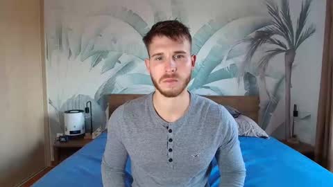 Hunter Bridges online show from October 18, 9:54 am