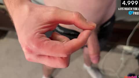 hxngb0i online show from November 15, 4:10 am