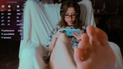 Snapshot of hype_meal_home chatting on February 6, 10:32 pm Miley. PVT open i have extra prices on nude show online show from February 6, 10:32 pm