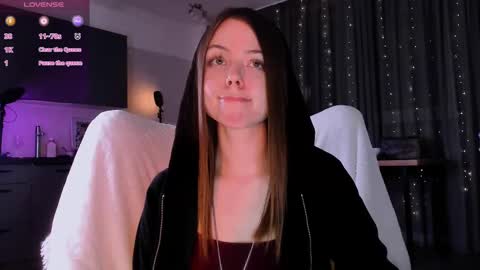 Snapshot of hype_meal_home chatting on March 11, 10:42 pm Miley. PVT open i have extra prices on nude show online show from March 11, 10:42 pm