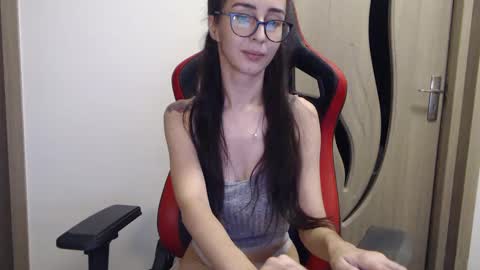 Emma Ava online show from February 21, 10:50 am