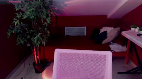 Julia online show from October 8, 2:47 pm