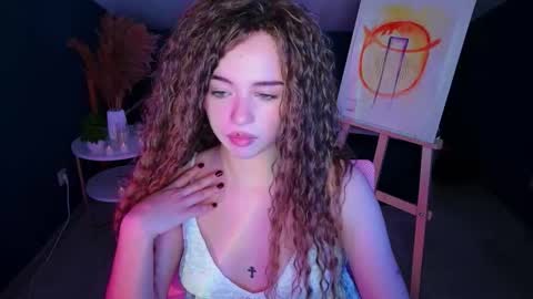 Julia online show from November 19, 8:53 pm