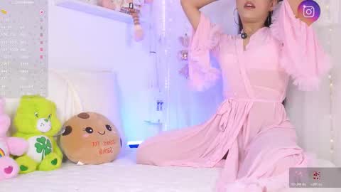 Snapshot of i_amlilithx chatting on December 16, 7:35 am - online show from December 16, 7:35 am