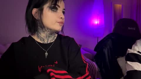 Snapshot of i_died_again chatting on January 14, 3:47 pm Asya online show from January 14, 3:47 pm