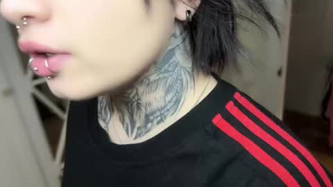 Snapshot of i_died_again chatting on January 22, 2:03 pm Asya online show from January 22, 2:03 pm