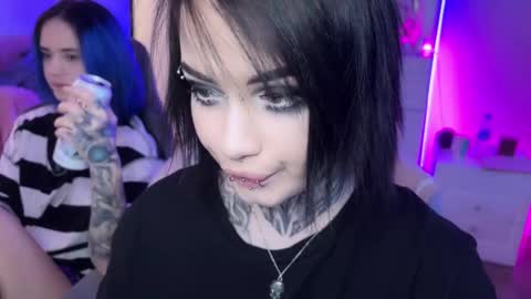 Snapshot of i_died_again chatting on February 21, 2:59 pm Asya online show from February 21, 2:59 pm