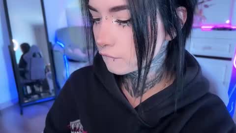 Snapshot of i_died_again chatting on September 19, 8:49 am Asya online show from September 19, 8:49 am