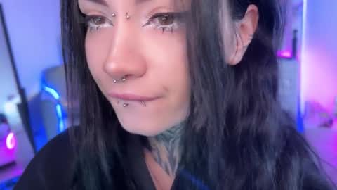 Snapshot of i_died_again chatting on October 22, 8:47 am Asya online show from October 22, 8:47 am