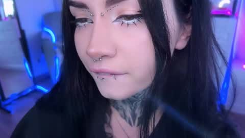 Snapshot of i_died_again chatting on November 8, 9:09 am Asya online show from November 8, 9:09 am