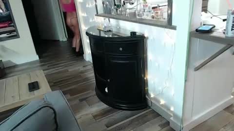 Snapshot of i_fetishize_u chatting on February 3, 11:36 pm ShortStuff online show from February 3, 11:36 pm