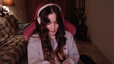 elisabeth online show from December 17, 3:28 pm