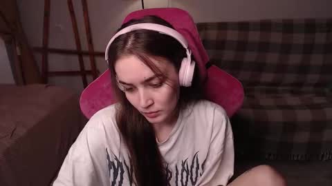 elisabeth online show from September 18, 12:40 pm