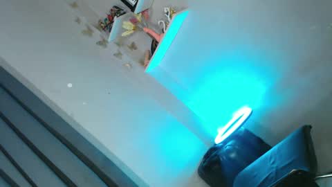 Snapshot of i_love_sabel chatting on January 18, 1:29 pm Sabel online show from January 18, 1:29 pm