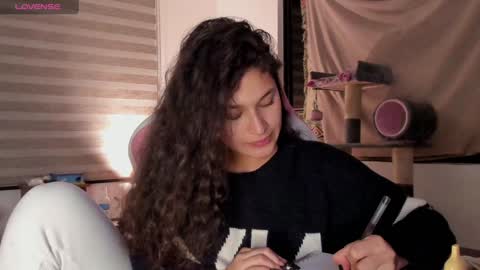 Snapshot of iam_nikki chatting on January 15, 7:59 am On instagram Imm NikkiHelp me reach 100 likes online show from January 15, 7:59 am