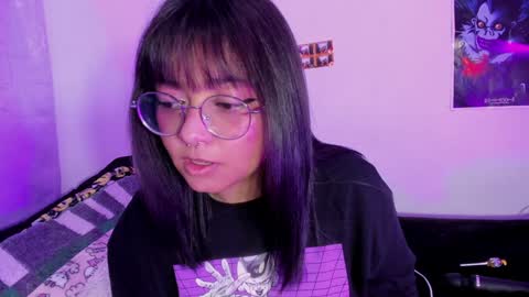 Snapshot of iam_zoechan chatting on December 10, 7:58 am Zoe 3 online show from December 10, 7:58 am