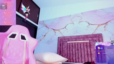 IM LOLA  online show from February 7, 6:02 pm