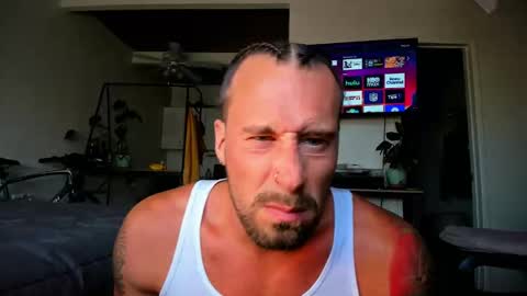 Snapshot of iamtarzan91 chatting on October 19, 4:51 pm Iamtarzan91 online show from October 19, 4:51 pm