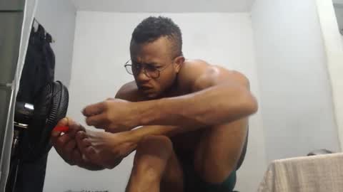 ian_tuner online show from November 13, 5:06 am