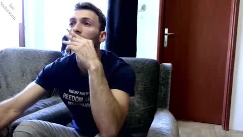 Snapshot of ianandersson27 chatting on December 30, 1:25 pm Ian Andersson online show from December 30, 1:25 pm