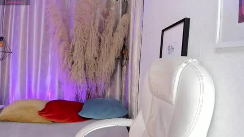 ian  online show from September 24, 2:48 am