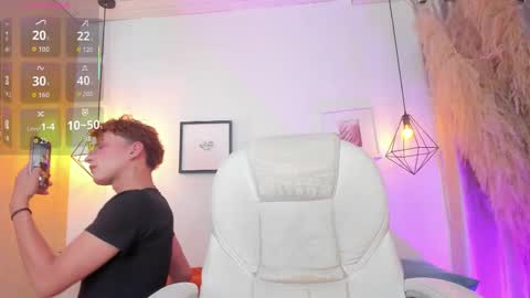 ian  online show from October 1, 2:50 am