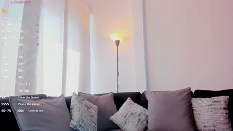 I A R A   online show from November 10, 3:00 pm