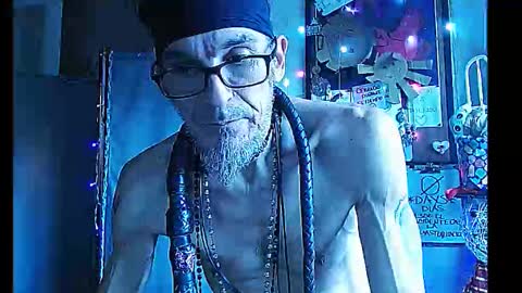 PMS online show from December 31, 2:47 pm