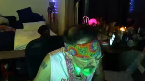 PMS online show from September 21, 3:19 am