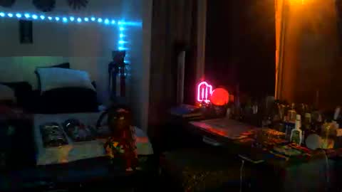 PMS online show from September 25, 6:17 am