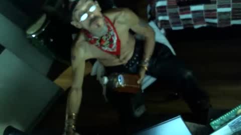 PMS online show from November 7, 7:30 am