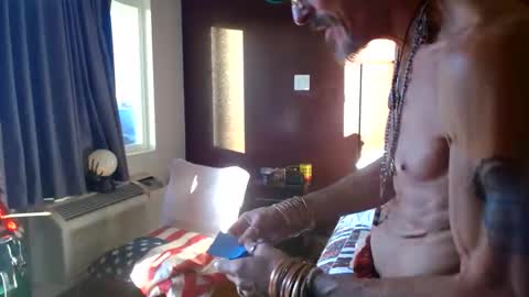 PMS online show from November 29, 2:42 pm