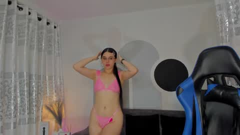 Snapshot of ice_grace chatting on January 17, 11:17 am ice online show from January 17, 11:17 am