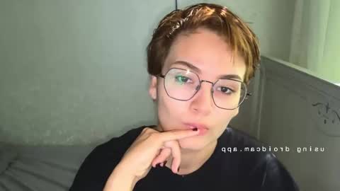 Snapshot of iceeheart chatting on September 14, 9:19 am Ksenia online show from September 14, 9:19 am