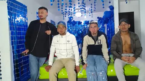 THOMAS AND DAMIAND online show from January 9, 5:11 pm