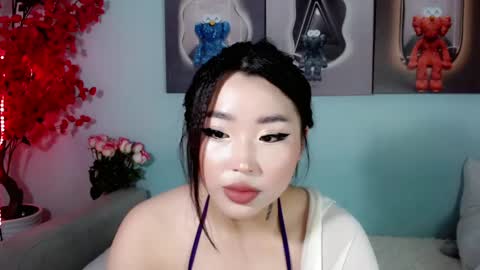 Snapshot of ichiben chatting on January 6, 3:53 am ichiben online show from January 6, 3:53 am