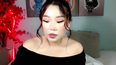 Snapshot of ichiben chatting on October 18, 12:02 am ichiben online show from October 18, 12:02 am