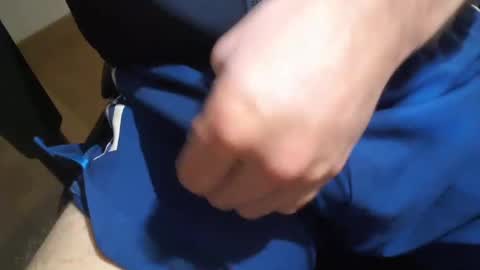 Snapshot of icky_thumps chatting on January 31, 2:48 am icky_thumps online show from January 31, 2:48 am