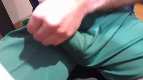 Snapshot of icky_thumps chatting on November 16, 5:35 am icky_thumps online show from November 16, 5:35 am