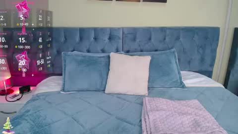 Icy online show from January 11, 11:45 am