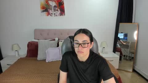 Icy online show from November 2, 11:07 pm