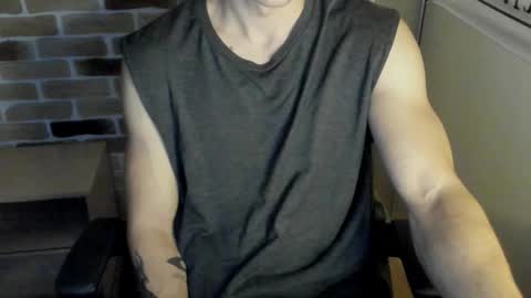 yo online show from October 23, 8:18 pm