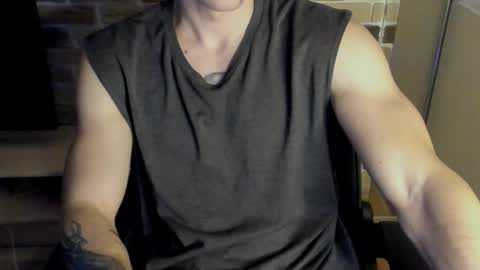 yo online show from November 14, 7:45 pm