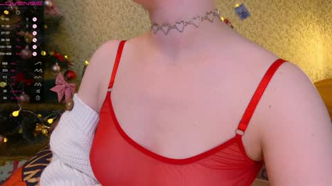 Emmy  help me reach 100 thumbs up online show from December 24, 5:23 pm