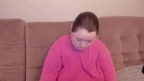 Snapshot of ihaveasecret_ chatting on September 26, 5:28 pm Alice online show from September 26, 5:28 pm