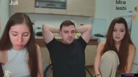 Julia and Mira online show from December 21, 1:21 pm