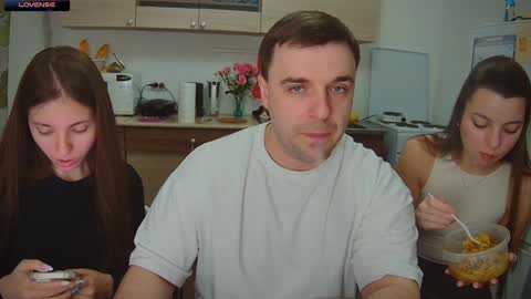 Julia and Mira online show from February 2, 2:45 pm