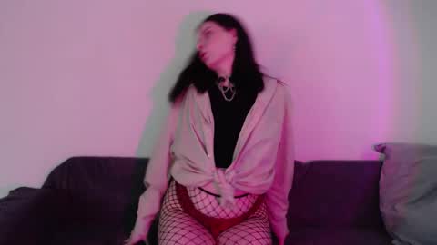 Snapshot of iintimate_flesh chatting on September 16, 8:04 am Vella online show from September 16, 8:04 am